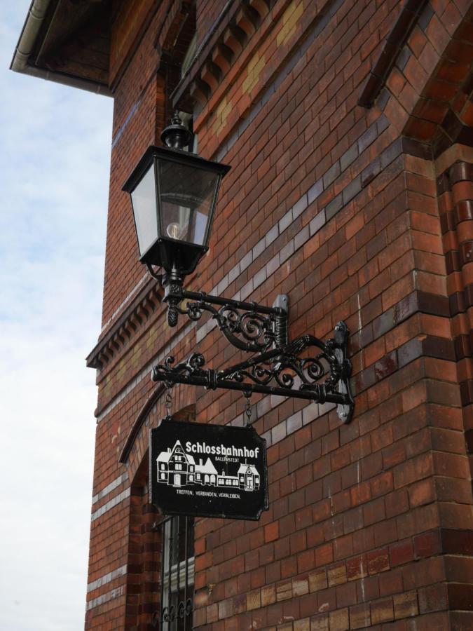 Schlossbahnhof Ballenstedt Eksteriør bilde