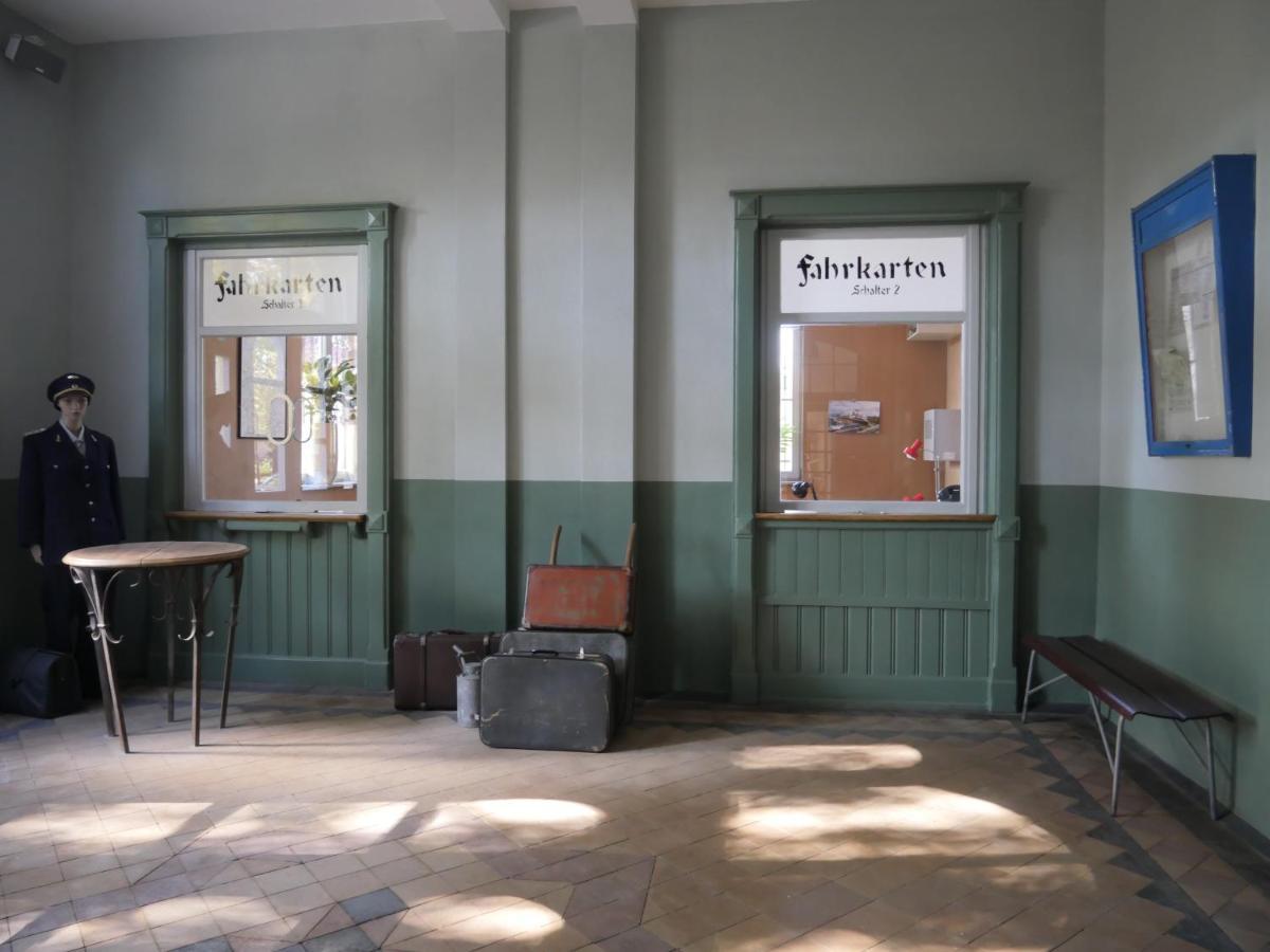 Schlossbahnhof Ballenstedt Eksteriør bilde